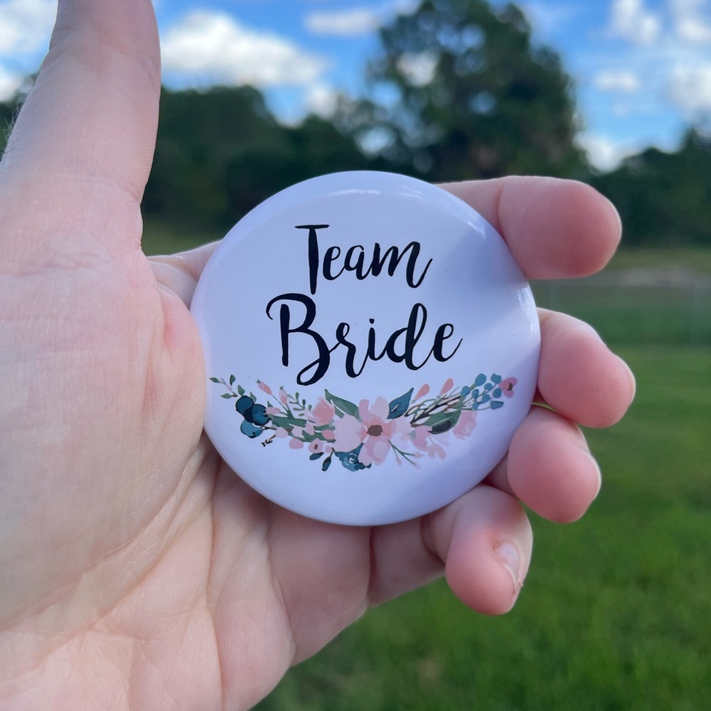 Team Bride Button with Floral Design